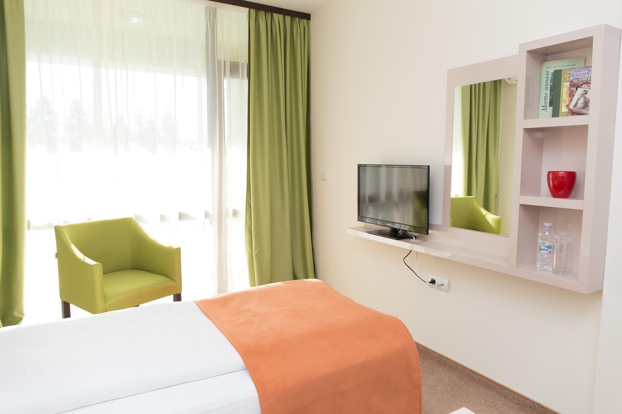 Hotel-Clinic Dr. Gechevi Paweł Banja Zewnętrze zdjęcie