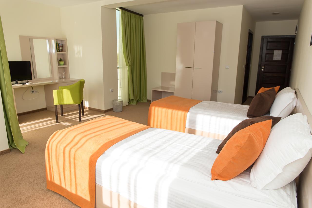 Hotel-Clinic Dr. Gechevi Paweł Banja Zewnętrze zdjęcie