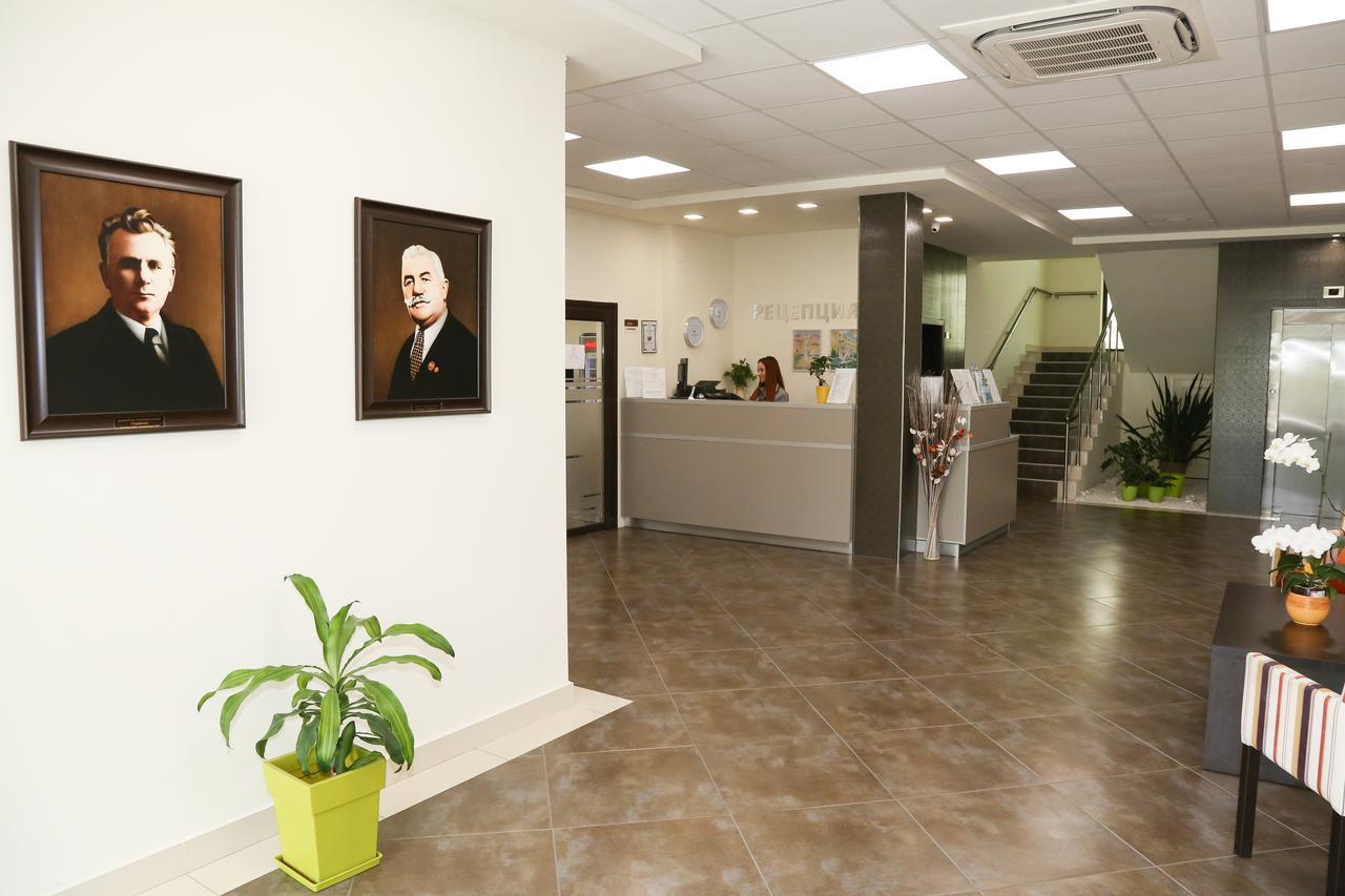 Hotel-Clinic Dr. Gechevi Paweł Banja Zewnętrze zdjęcie