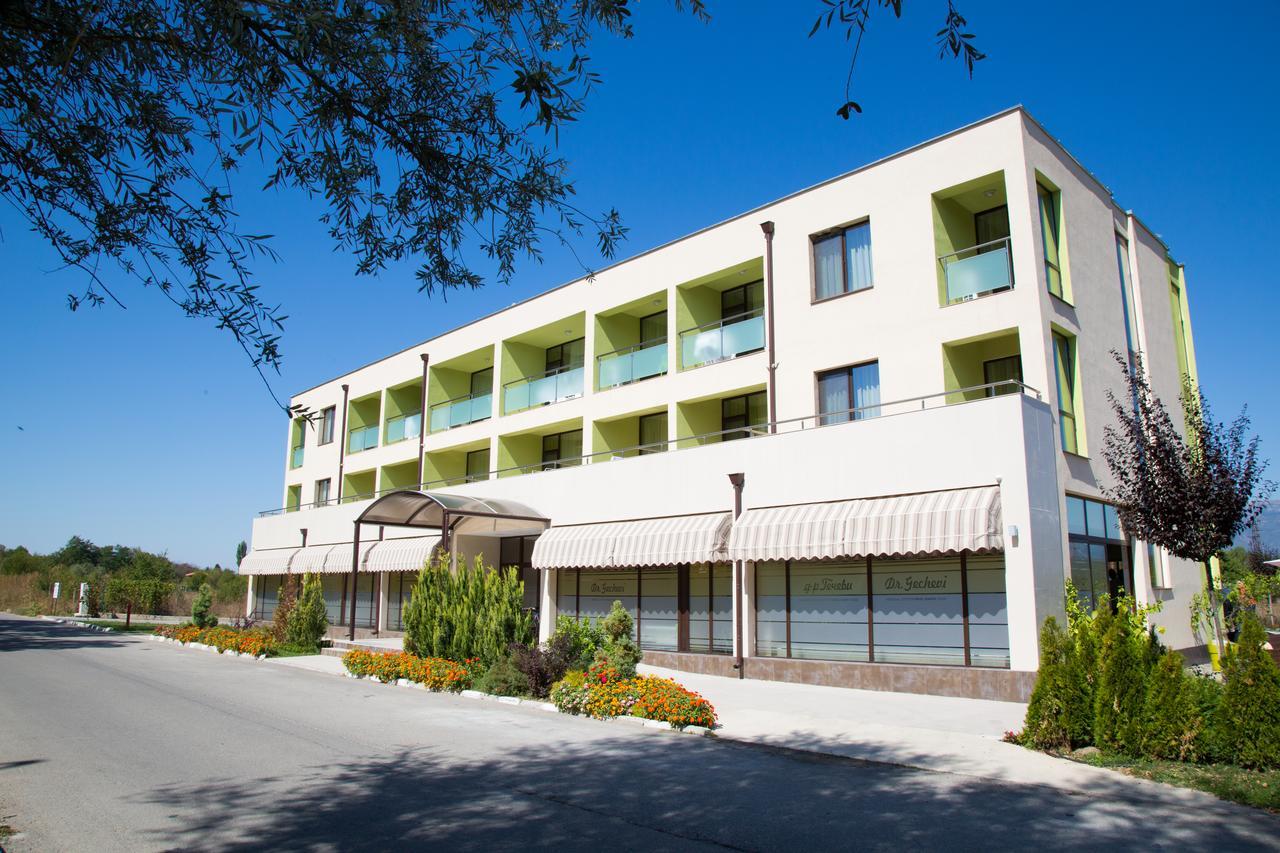 Hotel-Clinic Dr. Gechevi Paweł Banja Zewnętrze zdjęcie