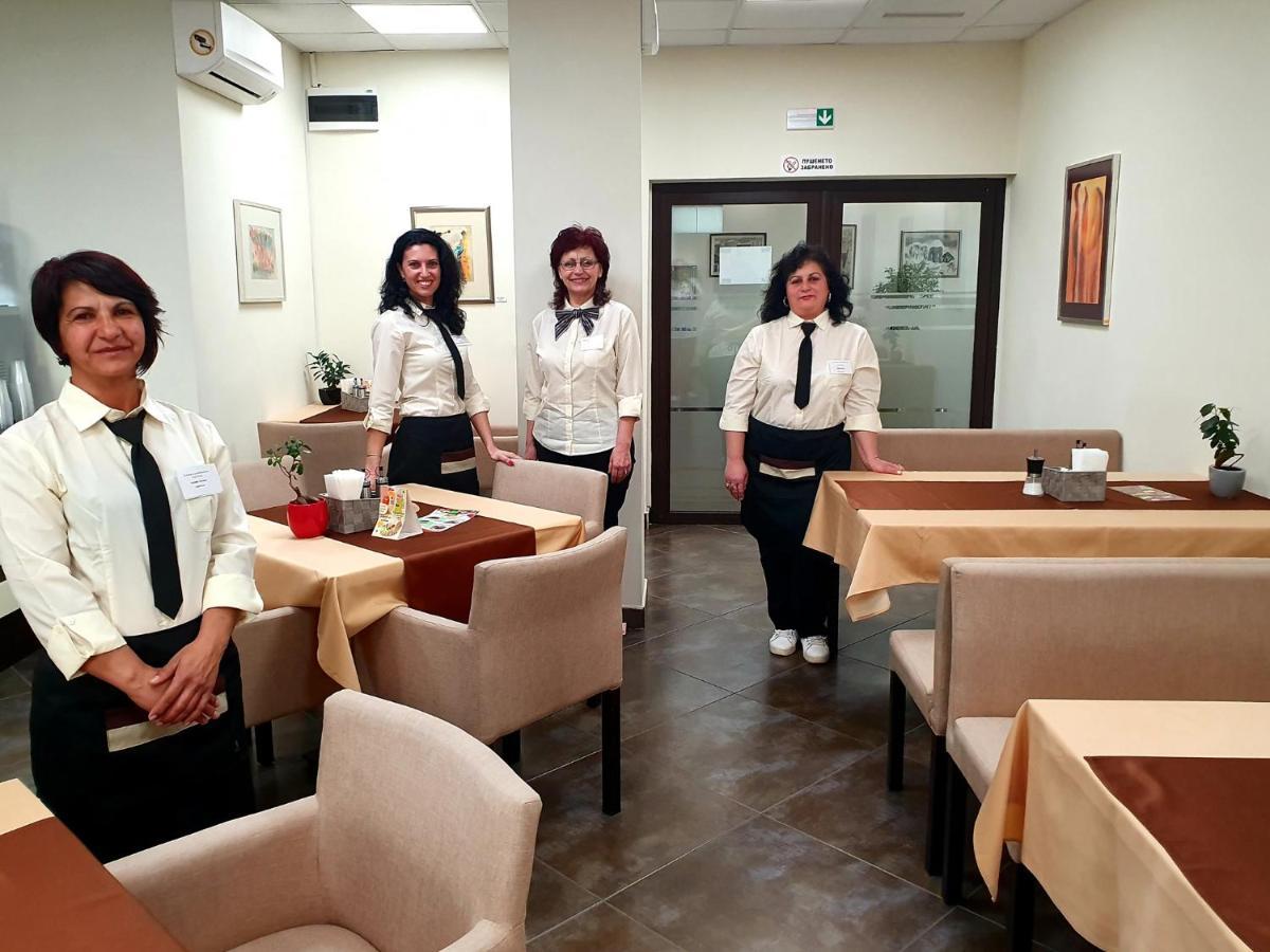 Hotel-Clinic Dr. Gechevi Paweł Banja Zewnętrze zdjęcie