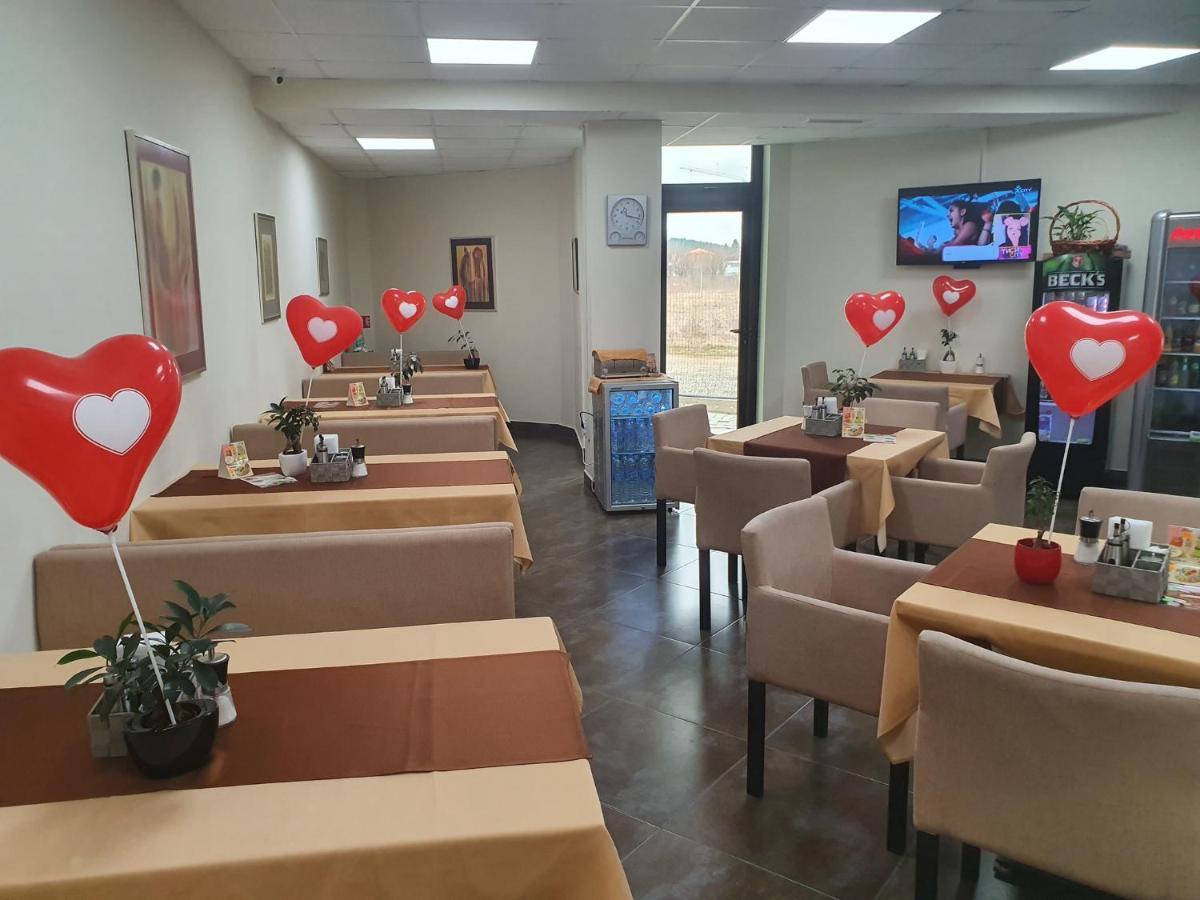 Hotel-Clinic Dr. Gechevi Paweł Banja Zewnętrze zdjęcie